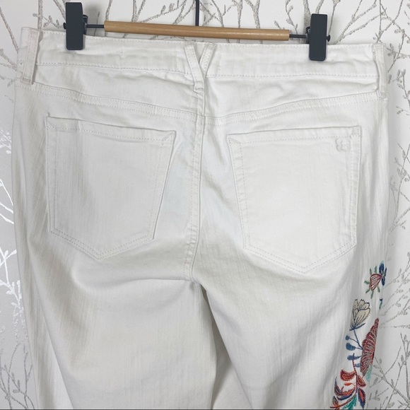 JESSICA SIMPSON Boho Embroidered Forever Rolled Ankle White Jeans 30 - Picture 8 of 14